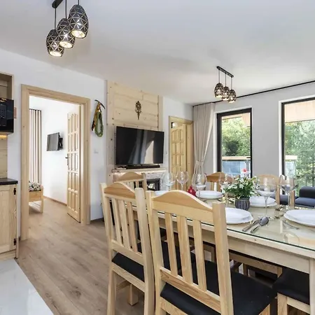 Male Zywczanskie Apartment Zakopane