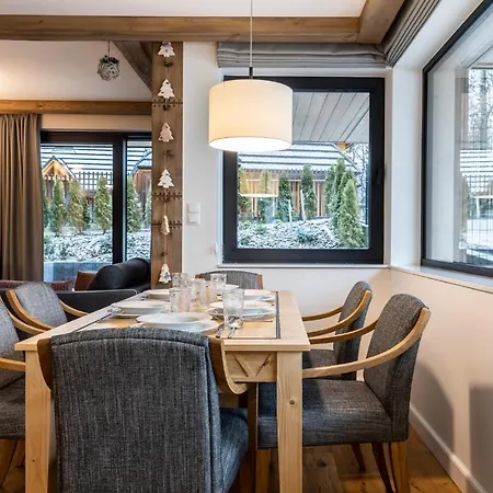 Apartament Male Zywczanskie *