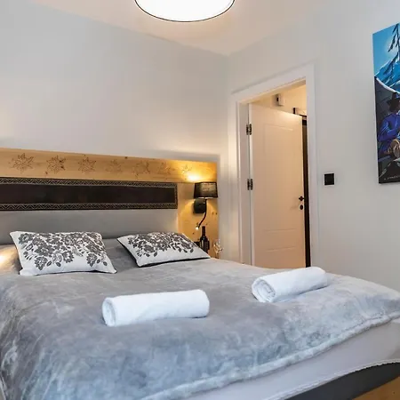 Apartment Male Zywczanskie *