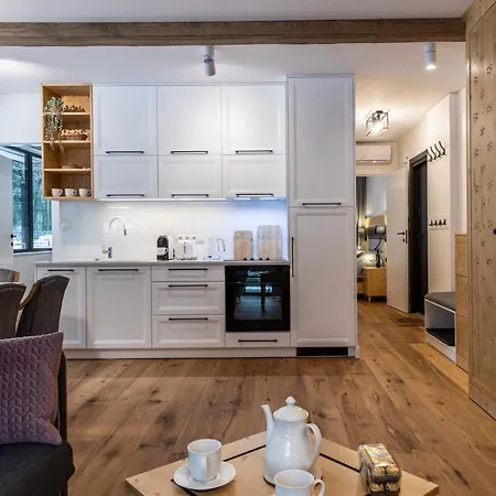 Apartment Male Zywczanskie